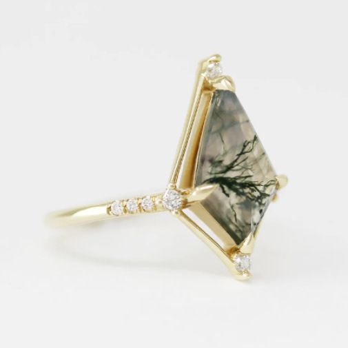 Water Plant Agate Ring