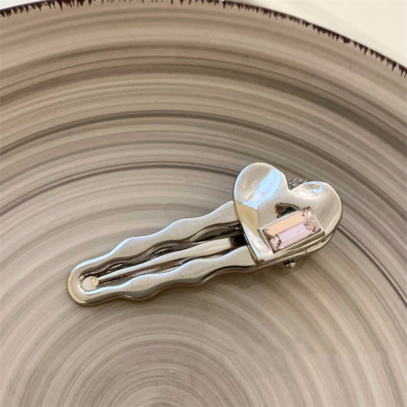 Y2K Metallic Love Heart Hair Clip