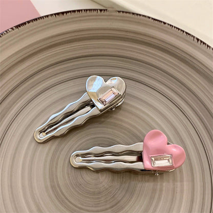 Y2K Metallic Love Heart Hair Clip