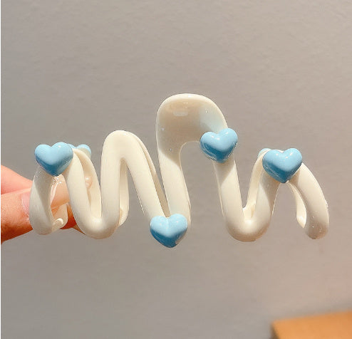 Modern Twist Hair Clip