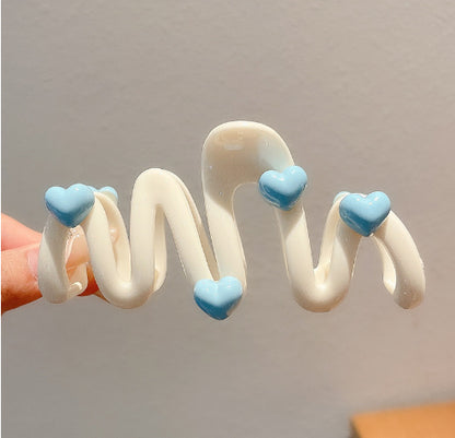 Modern Twist Hair Clip