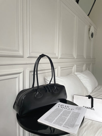 Cowhide Leather Shoulder Bag - Large Capacity