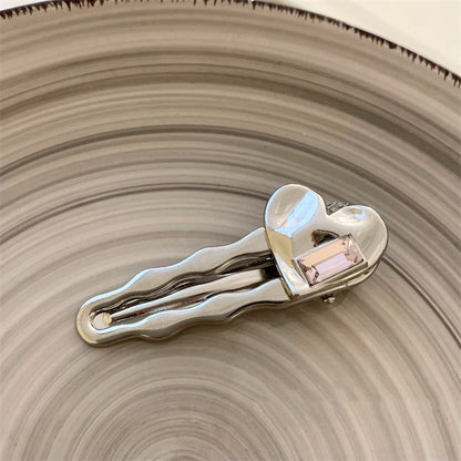 Y2K Metallic Love Heart Hair Clip