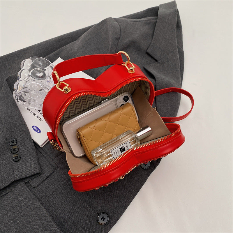 Heart Chain Shoulder Bag - Large Capacity