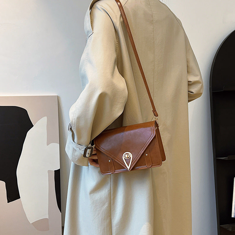 Envelope Shoulder Bag - Gold Teardrop Clasp