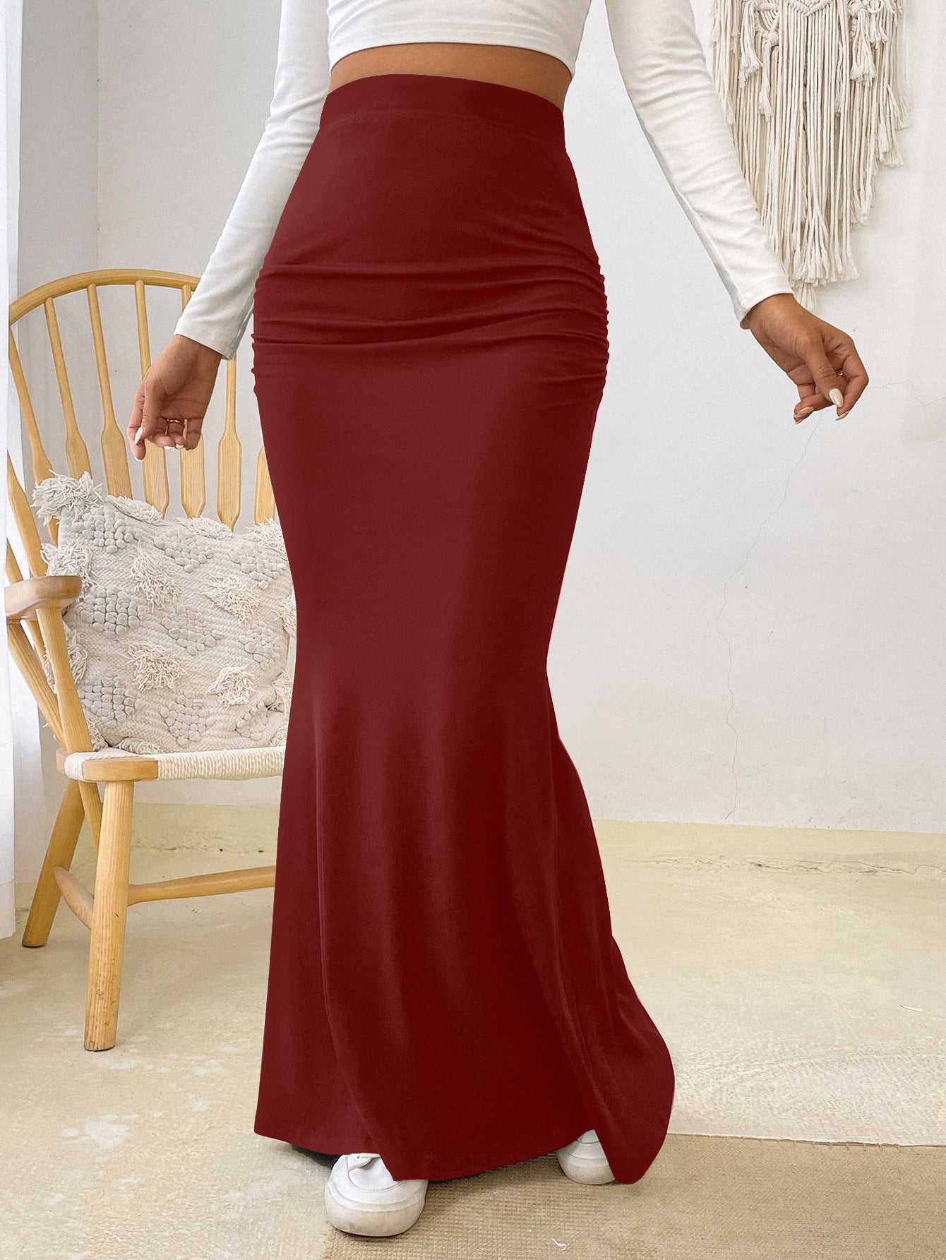 Ruffle Fishtail Knit Skirt