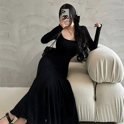 Elegant Fishtail Maxi Dress - Long Sleeve