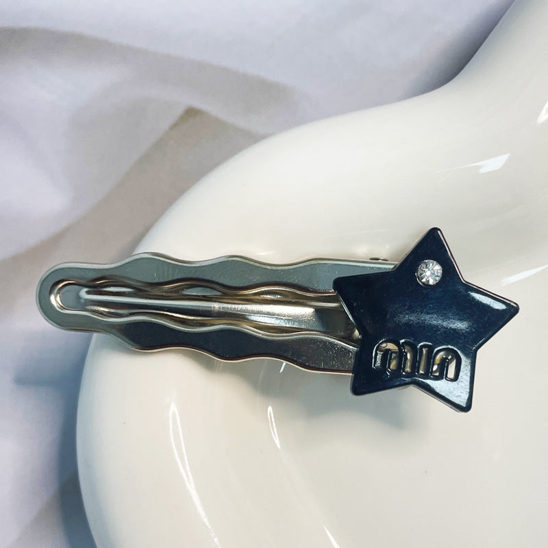 Y2K Metallic Love Heart Hair Clip