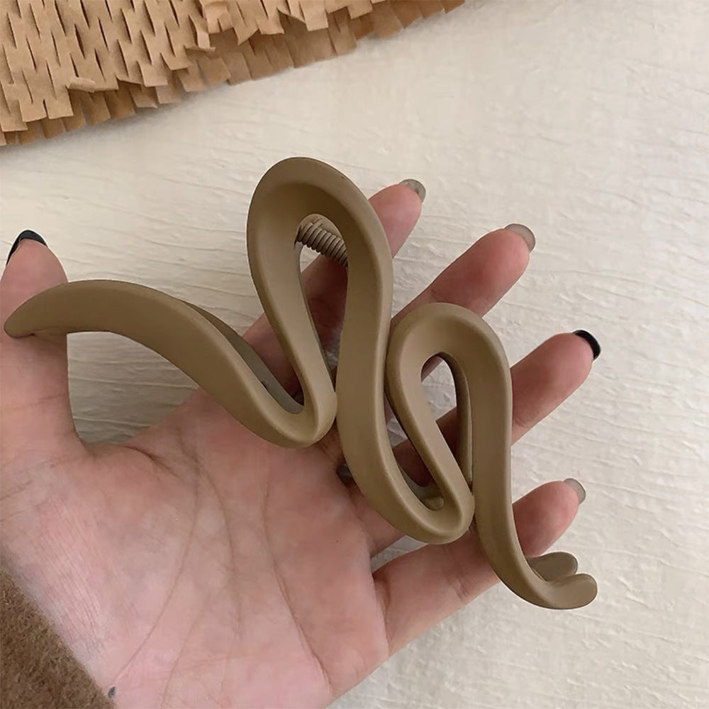 Modern Twist Hair Clip